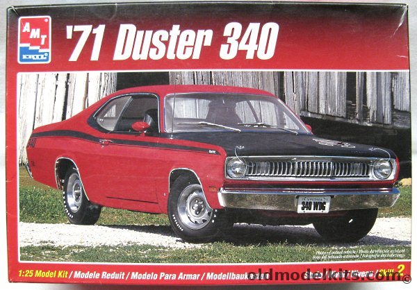 AMT 1/25 1971 Plymouth Duster 340, 8437 plastic model kit